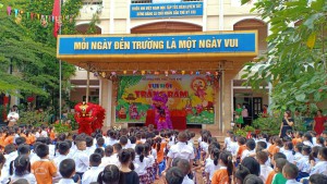 VUI  HỘI TRĂNG RẰM TRƯỜNG TIỂU HỌC VĂN KHÊ NĂM HỌC 2022-2023