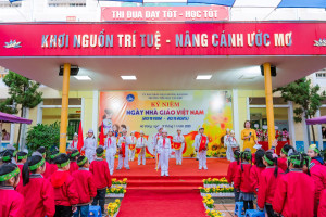 KỶ NIỆM 43 NĂM NGÀY NHÀ GIÁO VIỆT NAM 20/11