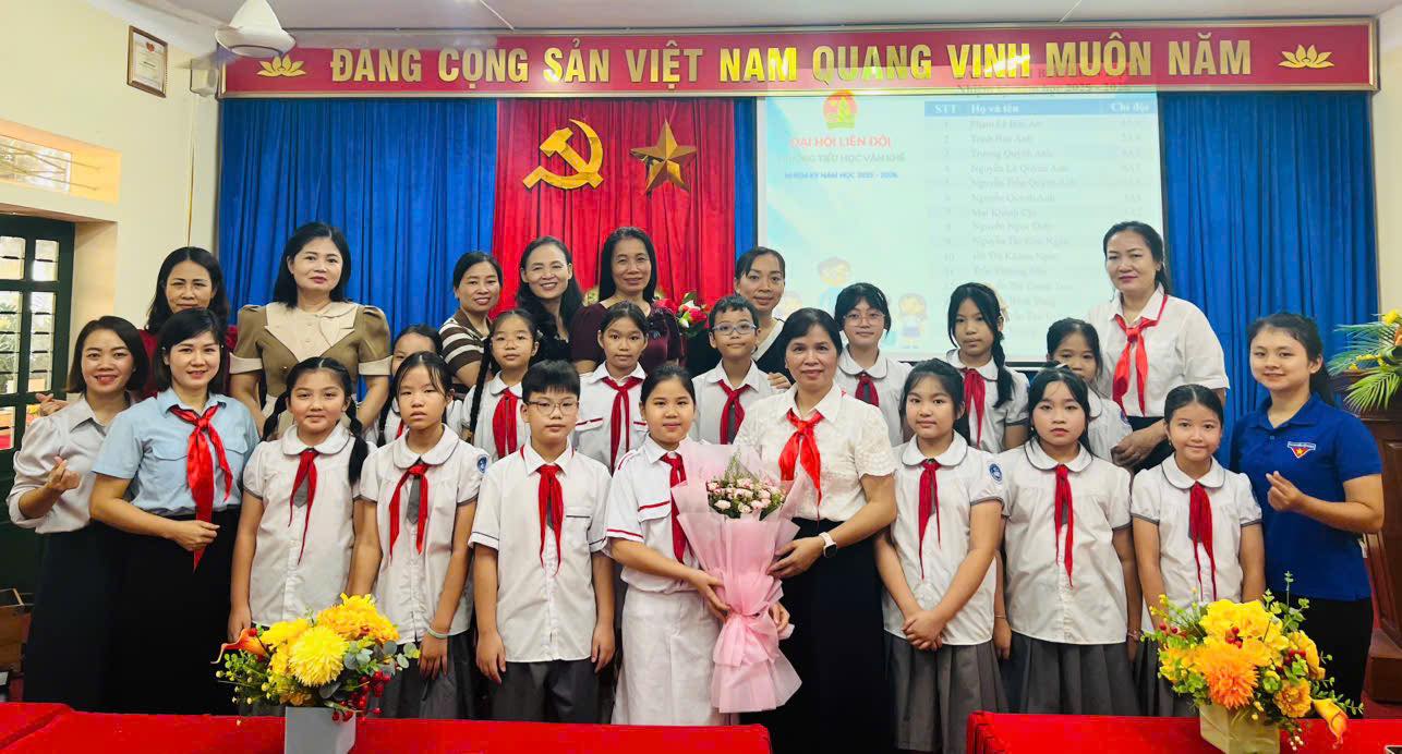 🌺 ĐẠI HỘI LIÊN ĐỘI TRƯỜNG TIỂU HỌC VĂN KHÊ – NHIỆM KỲ 2025–2026 🌺